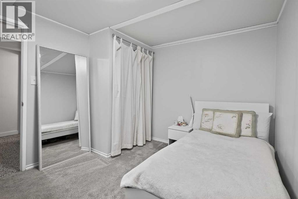 255 Penmeadows Close SE, Calgary, Alberta  T2A 3S1 - Photo 27 - A2300364