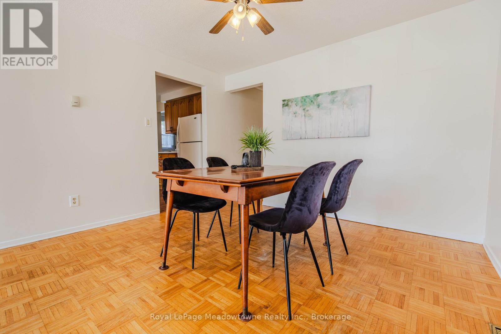 519 Nelson Court, Milton, Ontario  L9T 3A7 - Photo 12 - W12983444