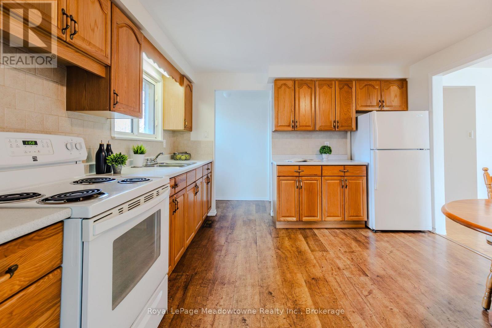 519 Nelson Court, Milton, Ontario  L9T 3A7 - Photo 15 - W12983444