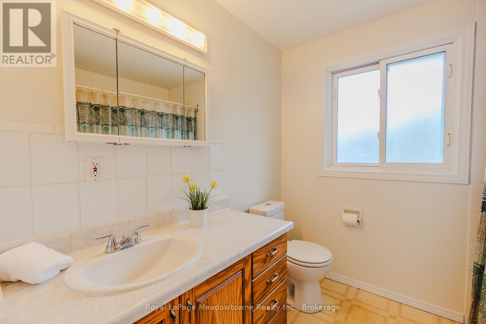 519 Nelson Court, Milton, Ontario  L9T 3A7 - Photo 25 - W12983444