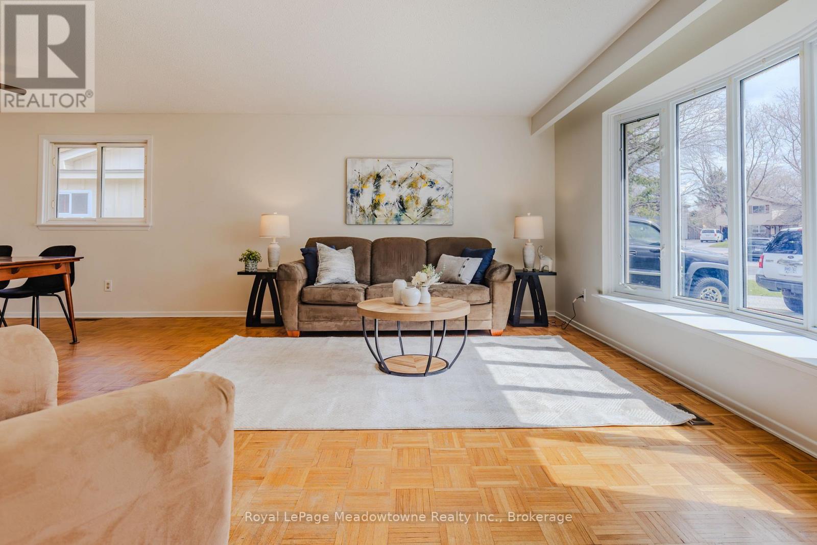 519 Nelson Court, Milton, Ontario  L9T 3A7 - Photo 6 - W12983444