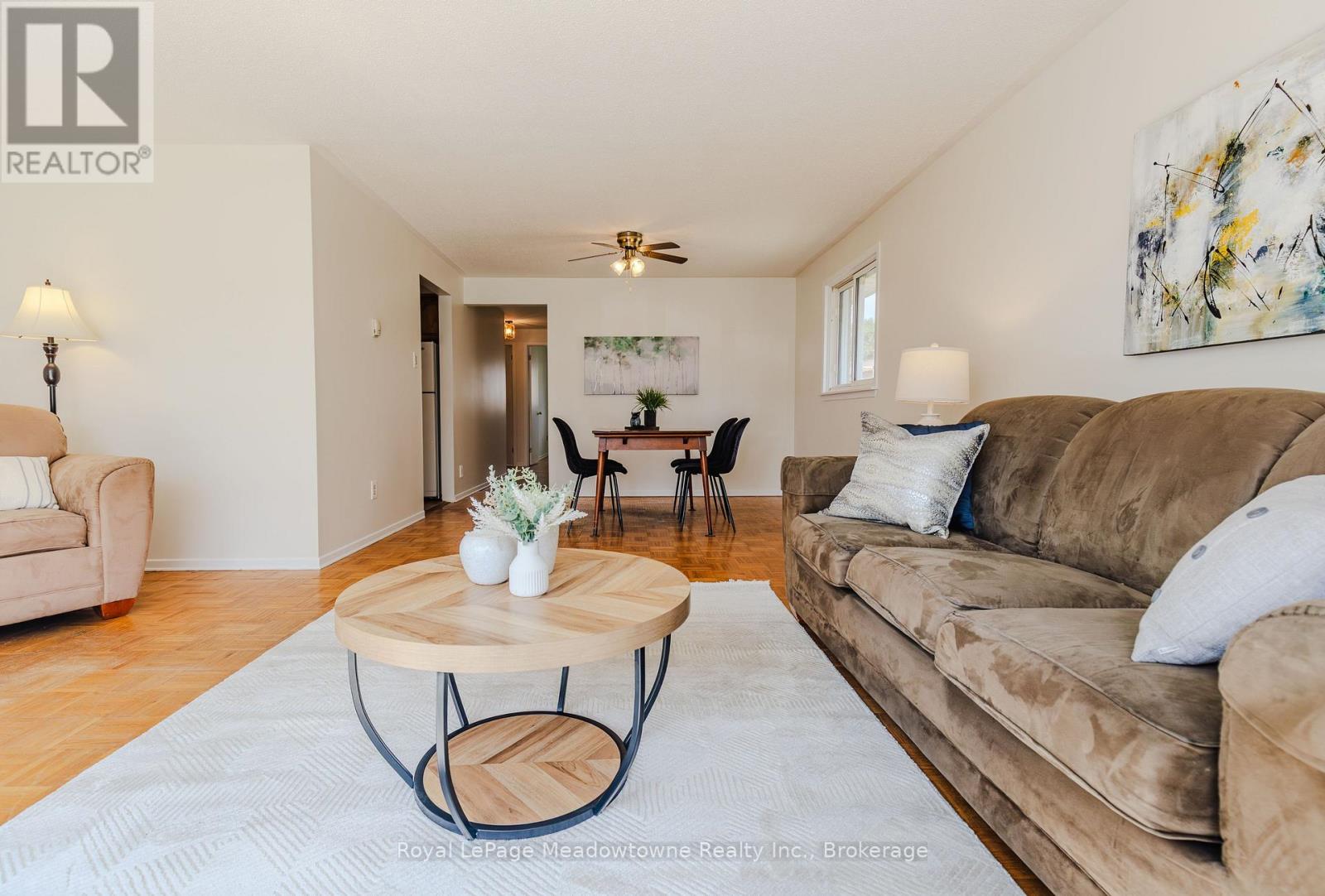 519 Nelson Court, Milton, Ontario  L9T 3A7 - Photo 8 - W12983444