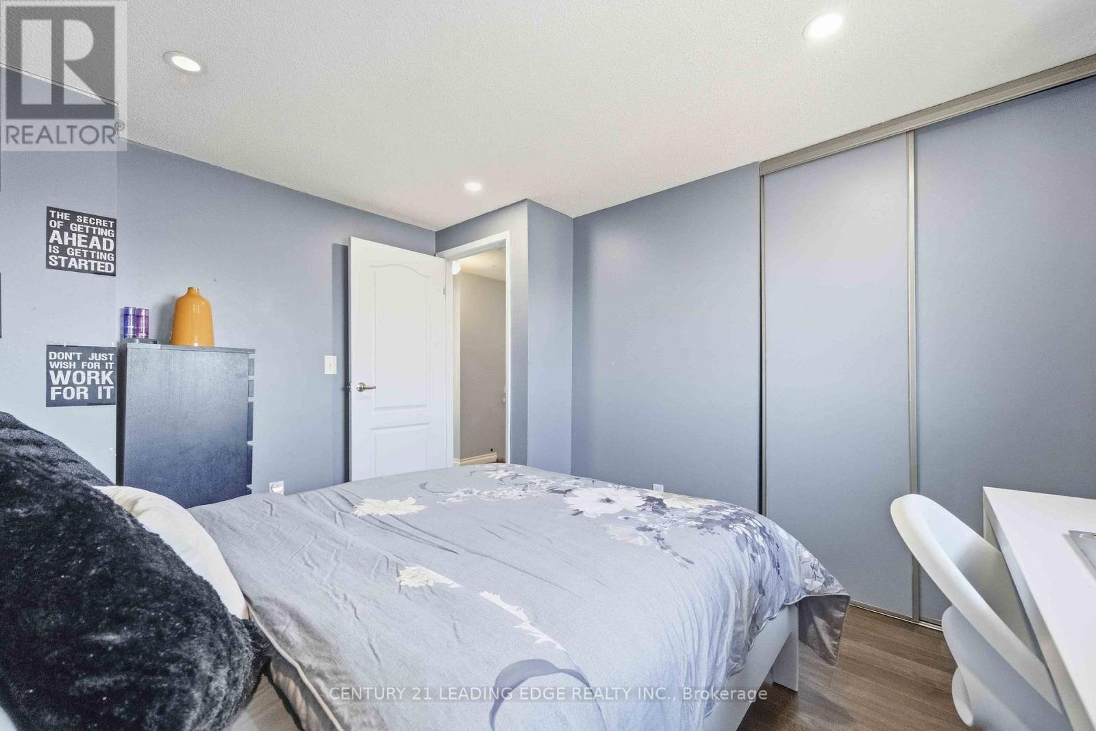 1334 Pinehurst Avenue, Oshawa, Ontario  L1H 8G5 - Photo 29 - E12978408