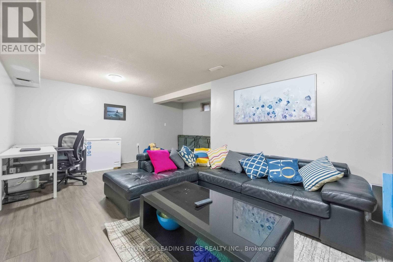 1334 Pinehurst Avenue, Oshawa, Ontario  L1H 8G5 - Photo 38 - E12978408