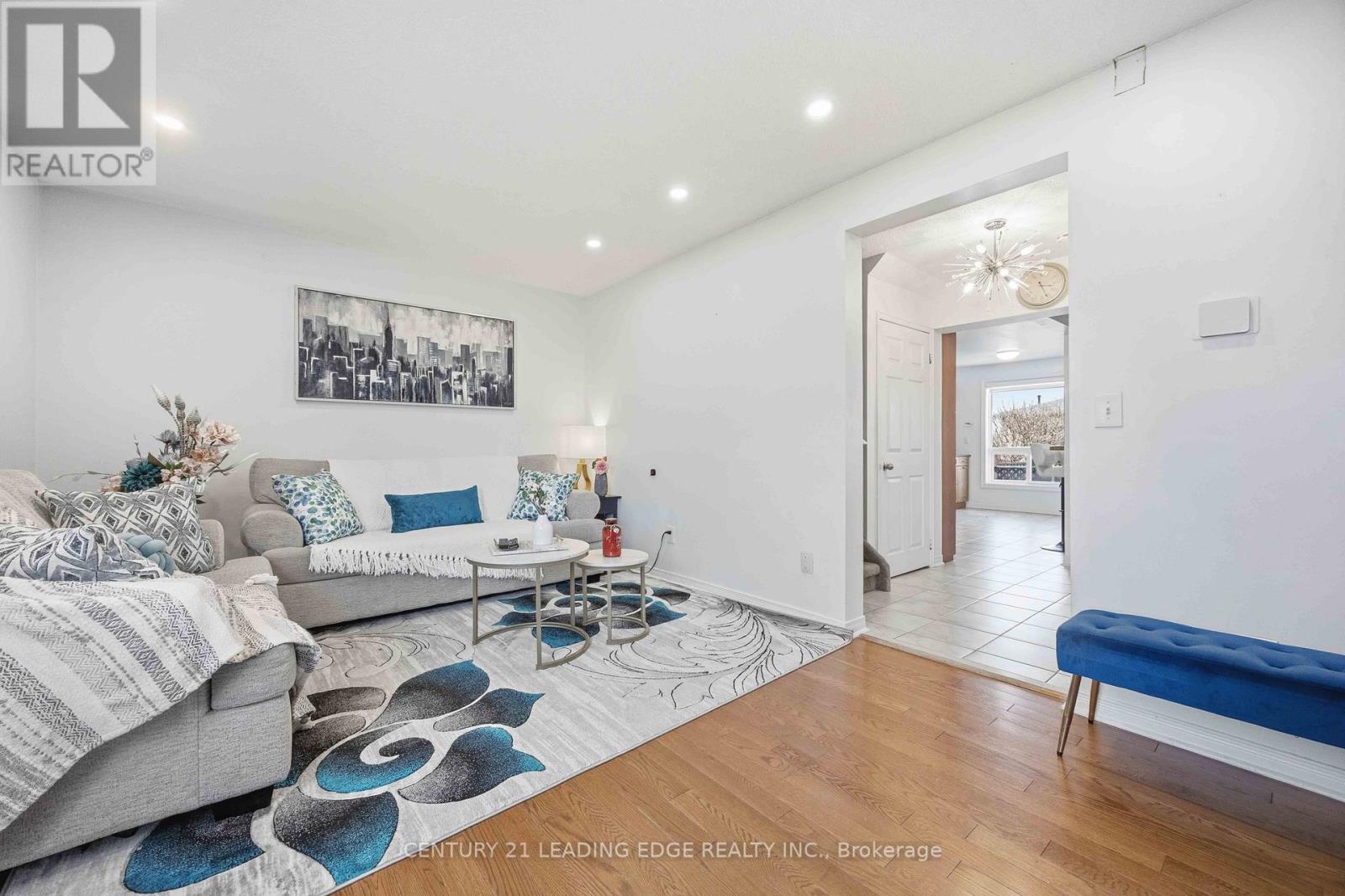 1334 Pinehurst Avenue, Oshawa, Ontario  L1H 8G5 - Photo 9 - E12978408