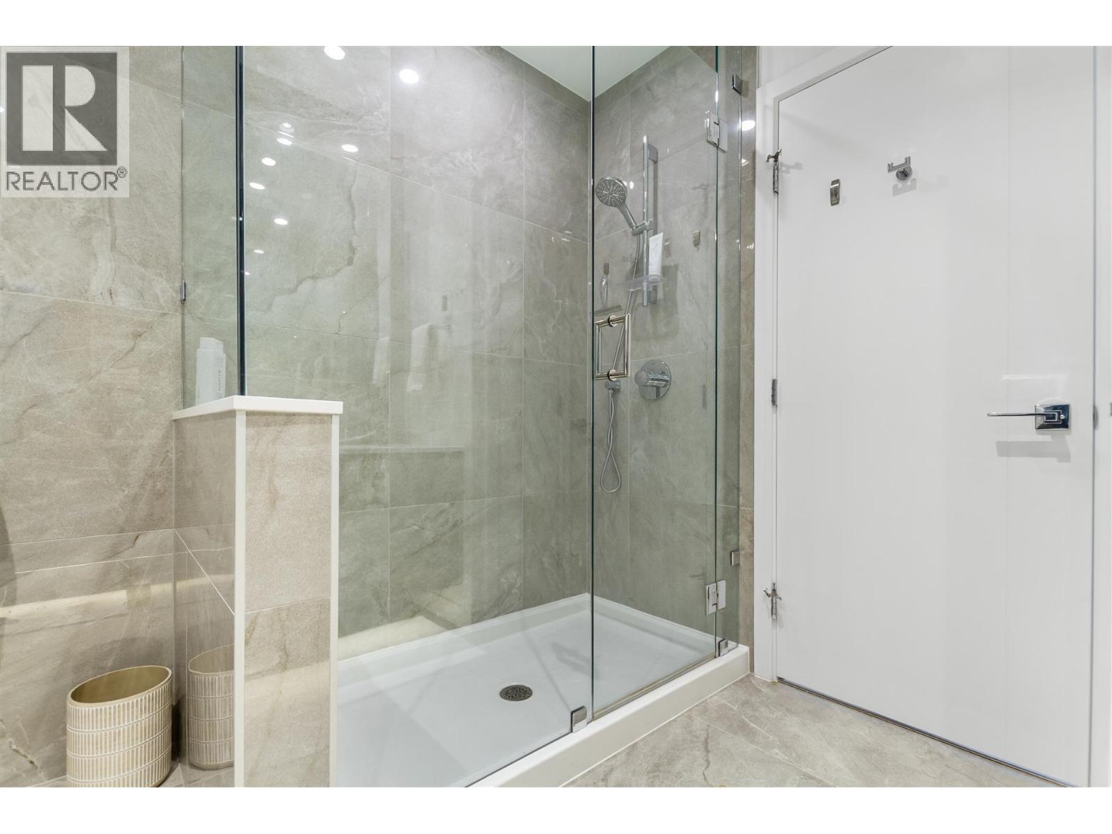 3208 680 Quayside Drive, New Westminster, British Columbia  V3M 0P2 - Photo 13 - R3109729