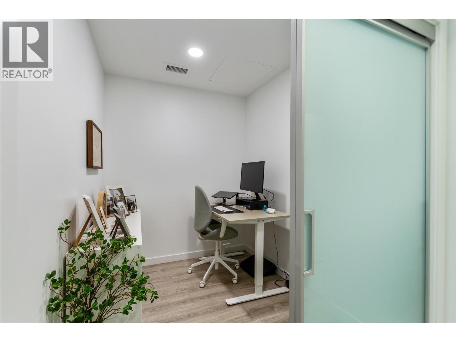 3208 680 Quayside Drive, New Westminster, British Columbia  V3M 0P2 - Photo 15 - R3109729