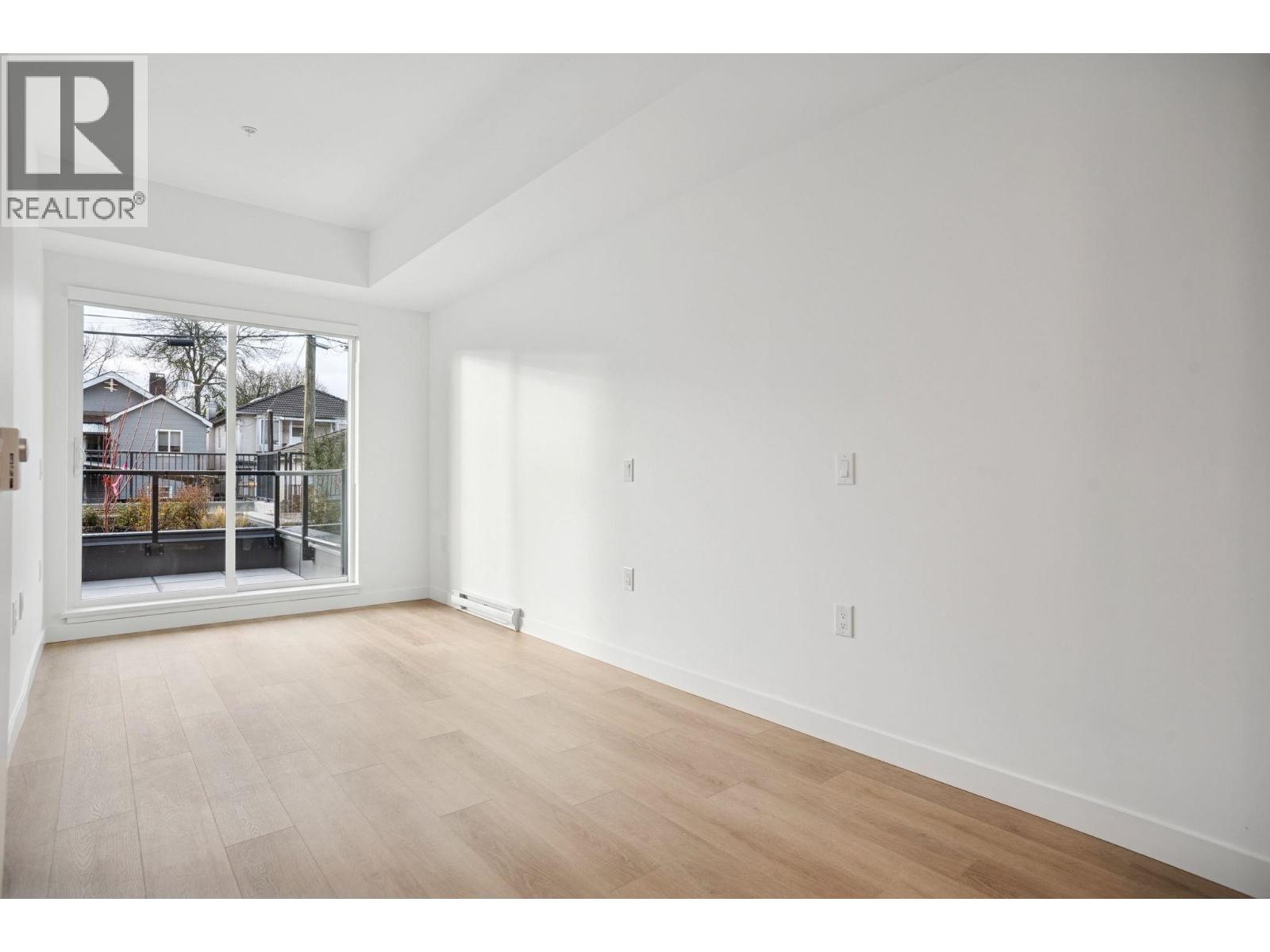 104 2268 E Broadway Street, Vancouver, British Columbia V5N 0L2 - Photo 7 - R3109730