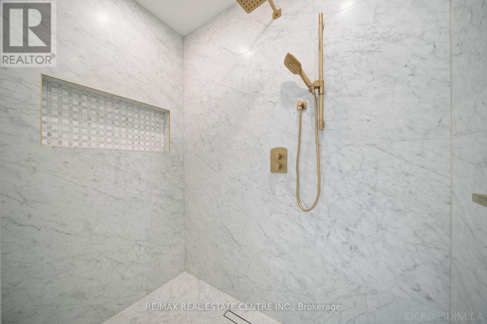 1065 Rebecca Street, Oakville, Ontario  L6L 1Y6 - Photo 25 - W12982352