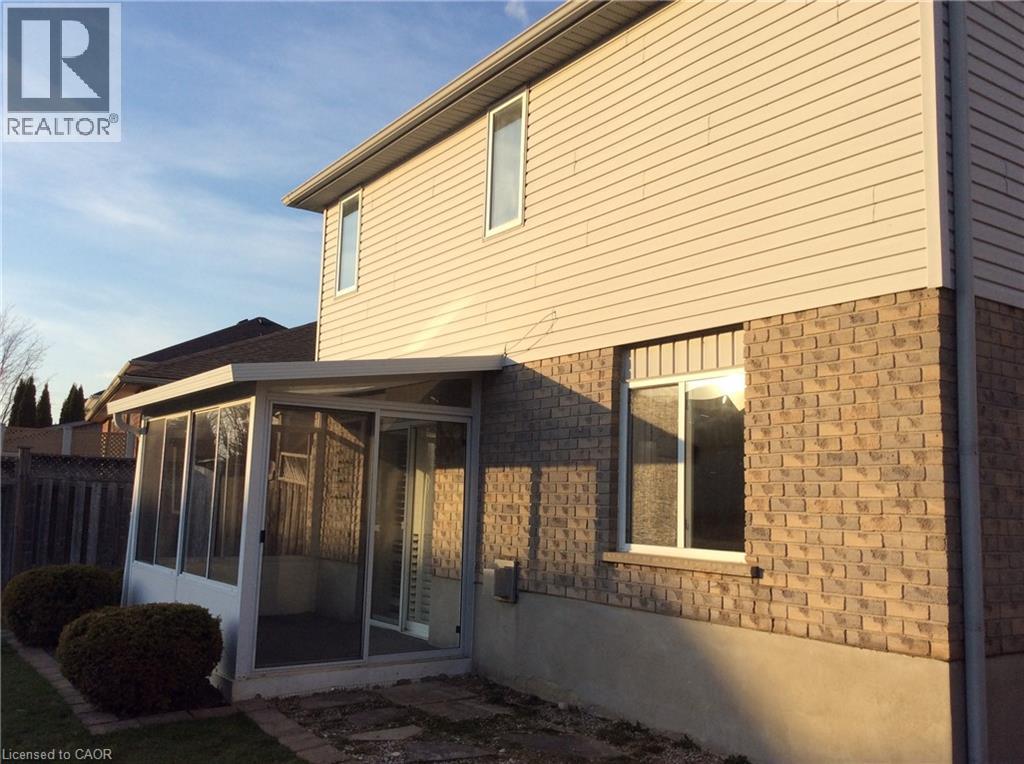 431 Lausanne Crescent, Waterloo, Ontario  N2T 2X6 - Photo 14 - 40819460