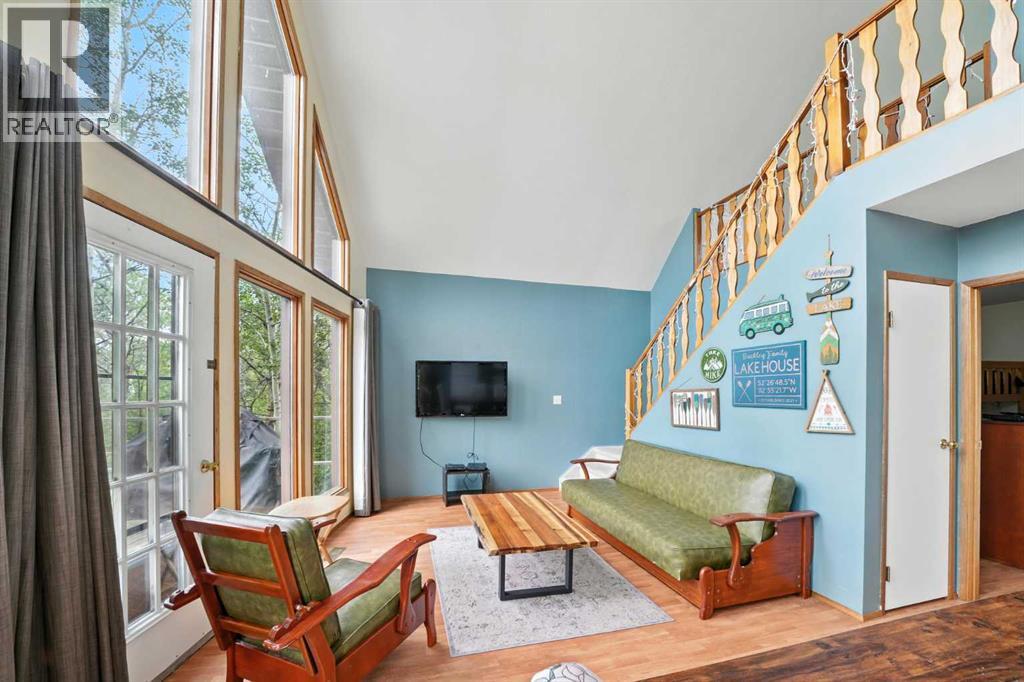 39 Buffalo Drive, Rural Stettler No. 6, Alberta  T0C 3B0 - Photo 2 - A2277506