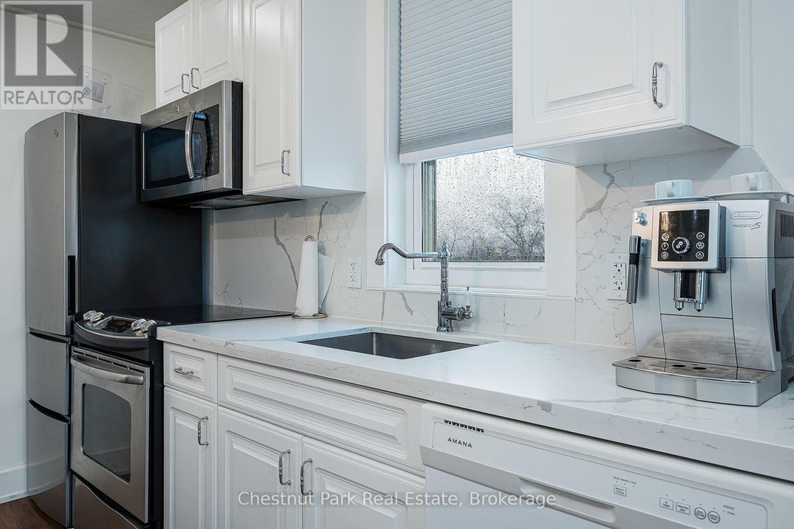 303 - 110 Sykes Street N, Meaford, Ontario  N4L 1S6 - Photo 12 - X12983314