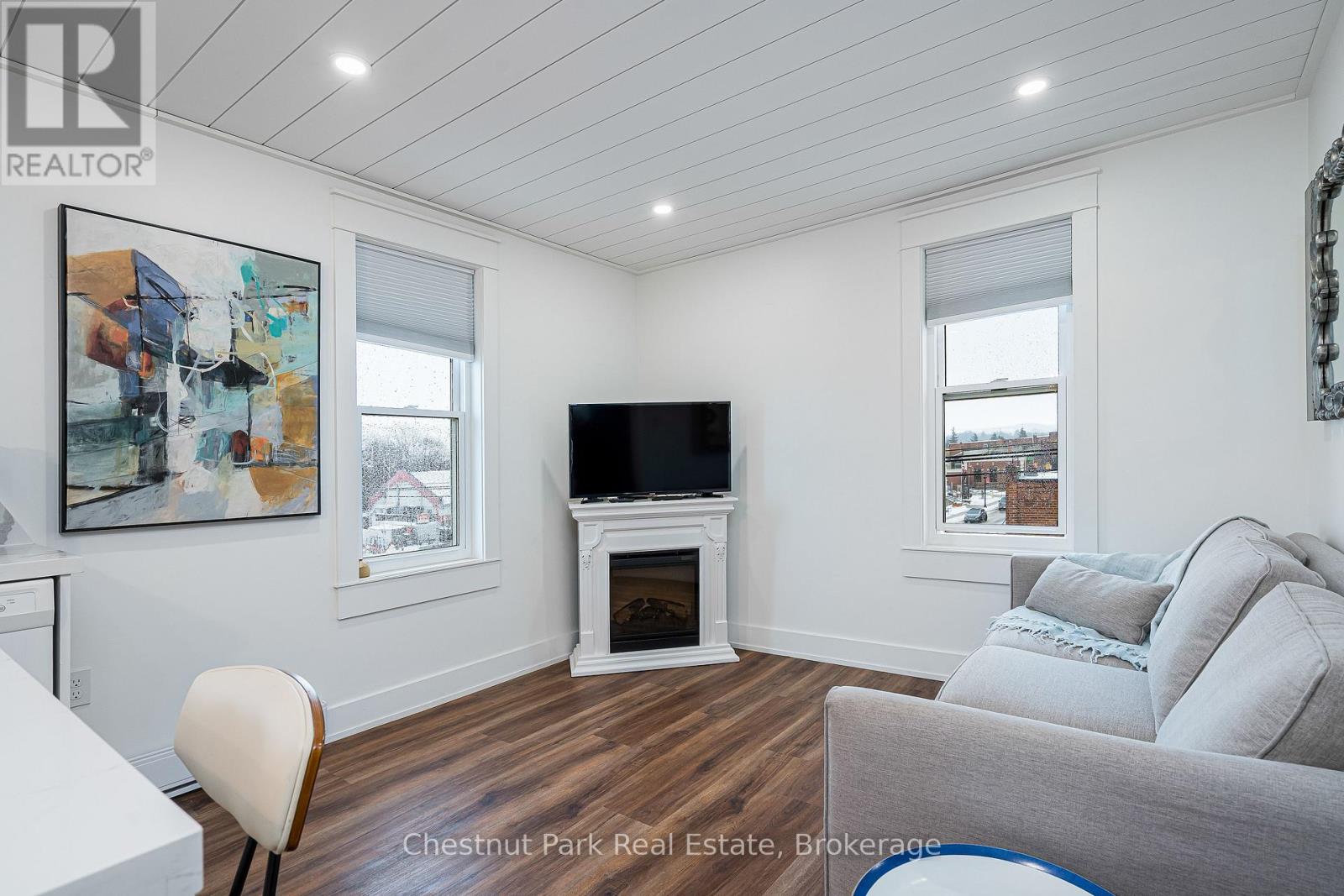 303 - 110 Sykes Street N, Meaford, Ontario  N4L 1S6 - Photo 7 - X12983314