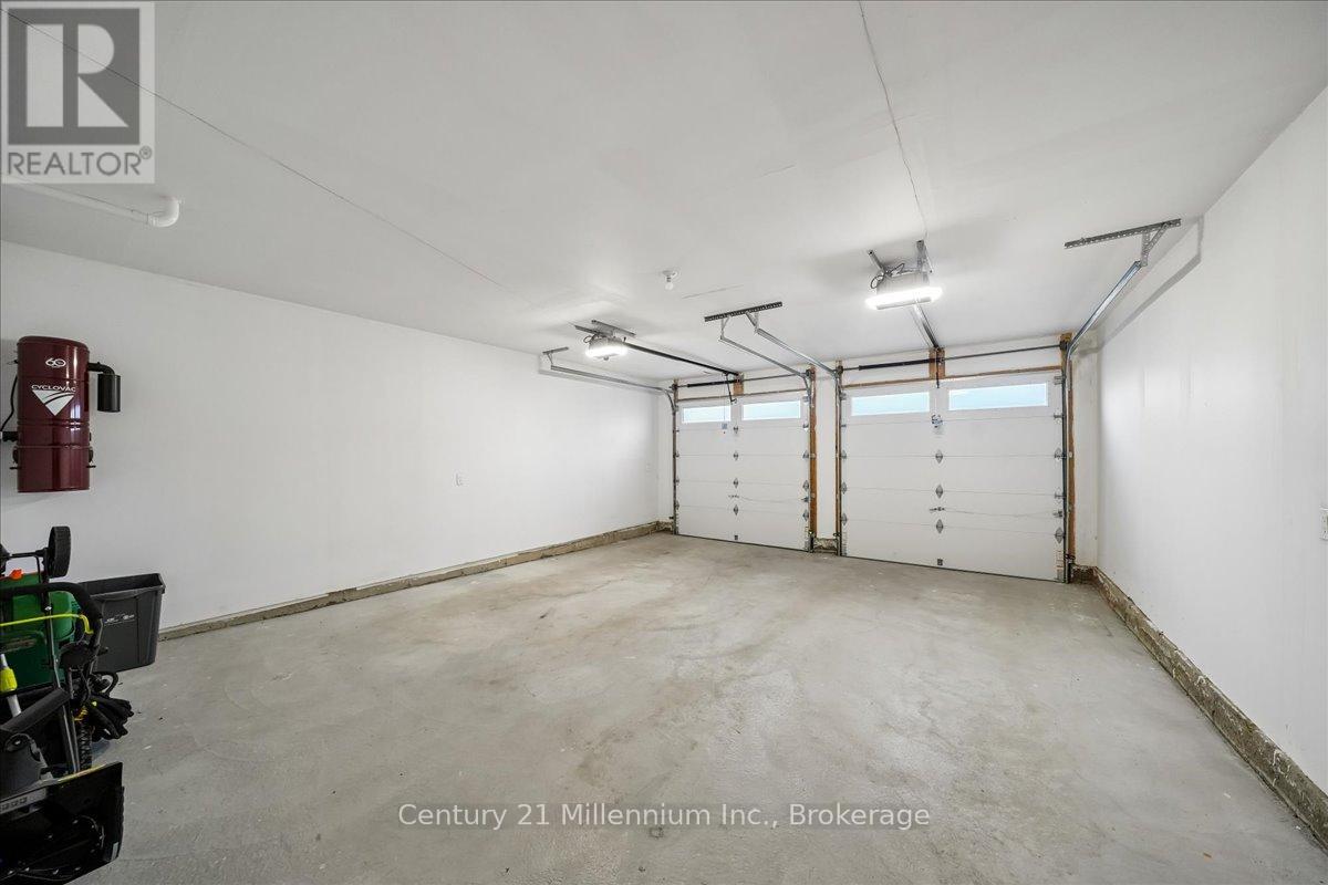 161 Springside Crescent, Blue Mountains, Ontario  L9Y 5L3 - Photo 47 - X12983374