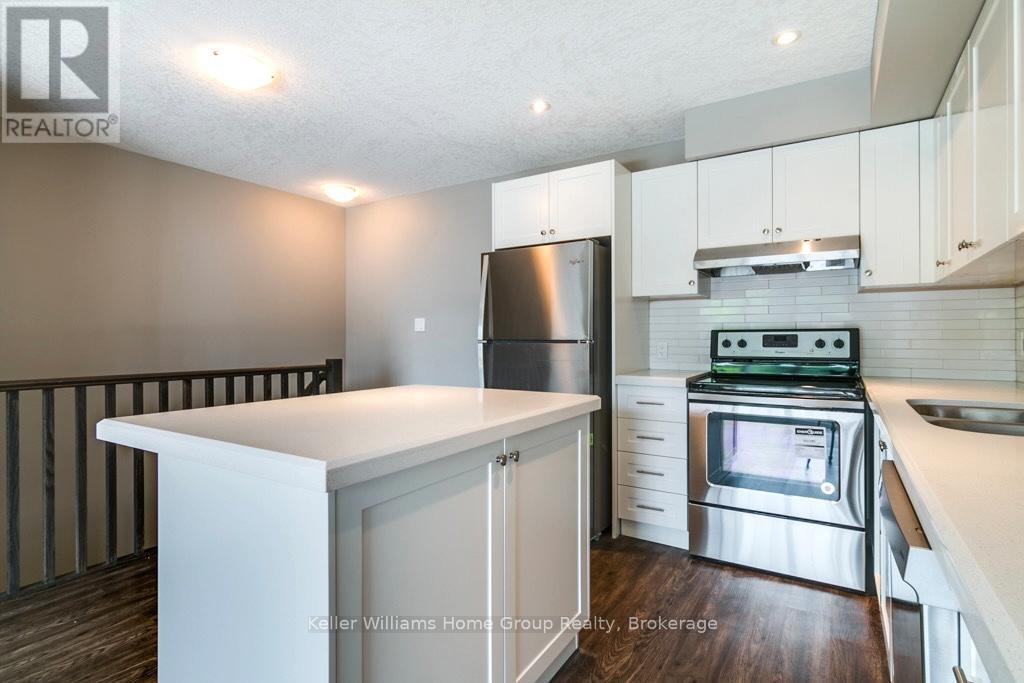 15 - 75 Kehl Street, Kitchener, Ontario N2M 3V1 - Photo 4 - X12983422