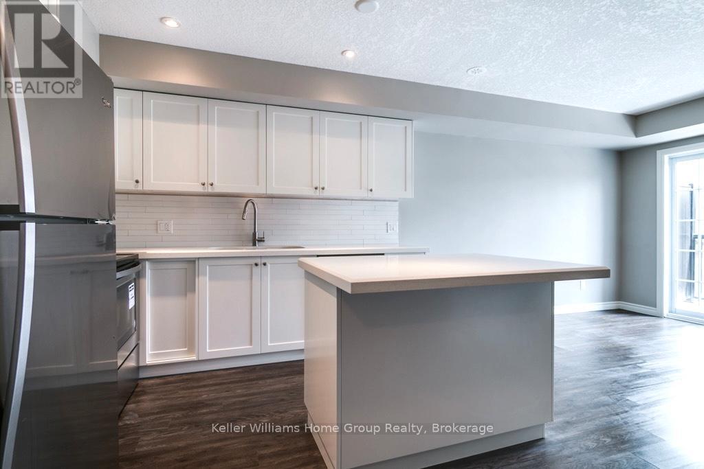 15 - 75 Kehl Street, Kitchener, Ontario N2M 3V1 - Photo 5 - X12983422