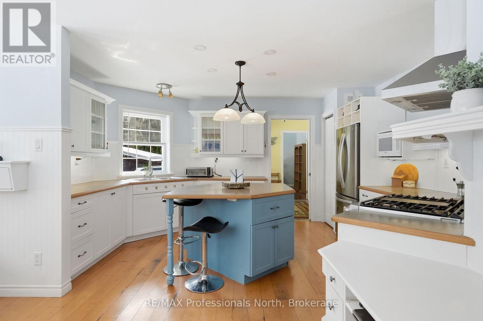 34 Old Novar Road, Huntsville, Ontario  P1H 2J2 - Photo 11 - X12983456