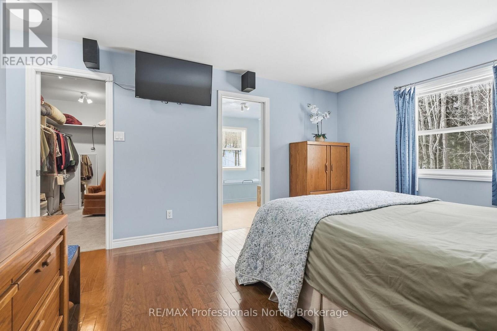 34 Old Novar Road, Huntsville, Ontario  P1H 2J2 - Photo 23 - X12983456