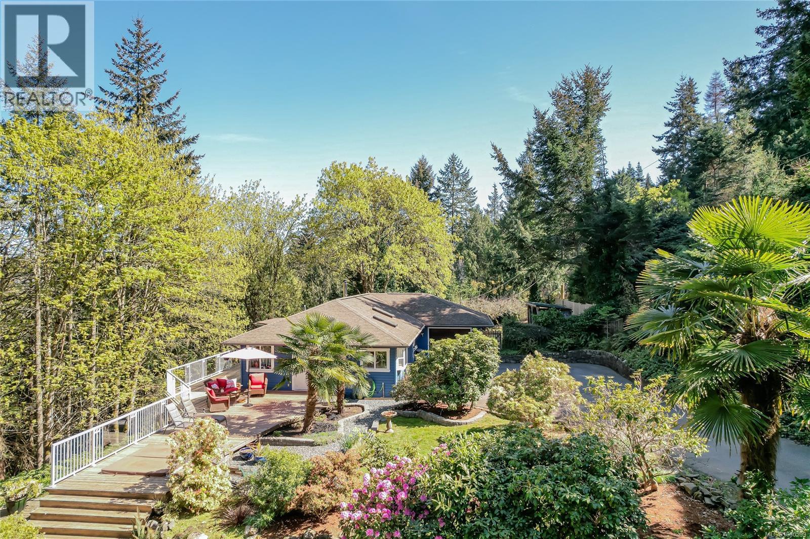170 Woodland Dr, Salt Spring, British Columbia