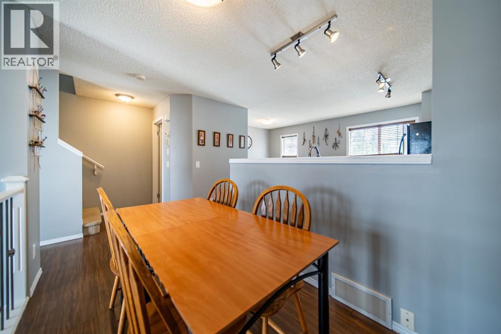 123 Toscana Gardens NW, Calgary, Alberta  T3L 3C2 - Photo 11 - A2300281