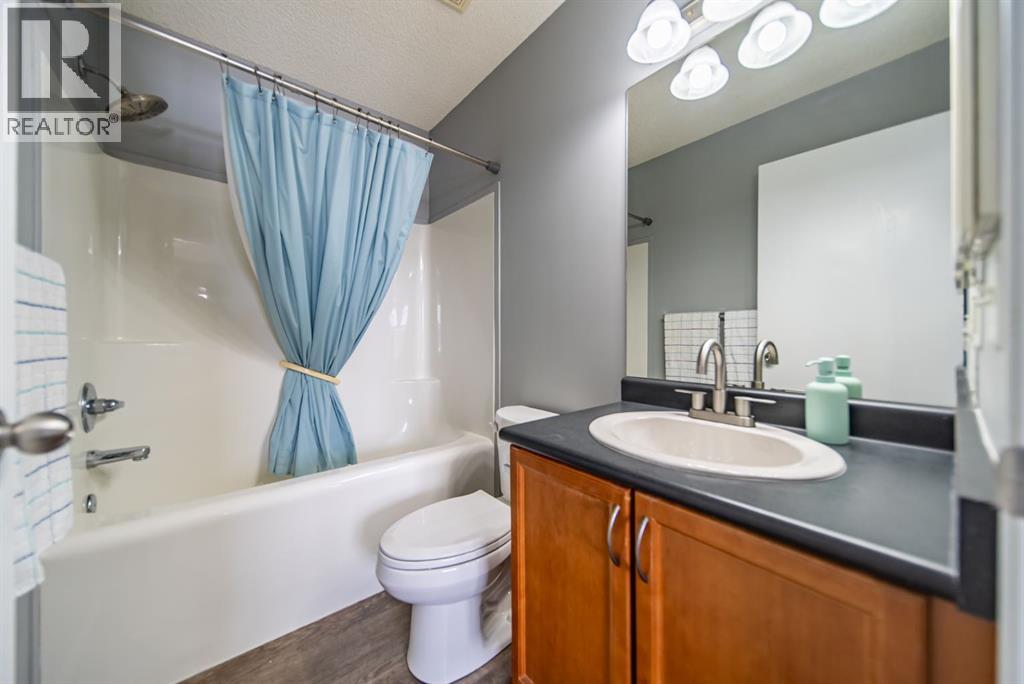 123 Toscana Gardens NW, Calgary, Alberta  T3L 3C2 - Photo 28 - A2300281