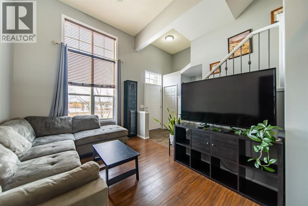 123 Toscana Gardens NW, Calgary, Alberta  T3L 3C2 - Photo 8 - A2300281