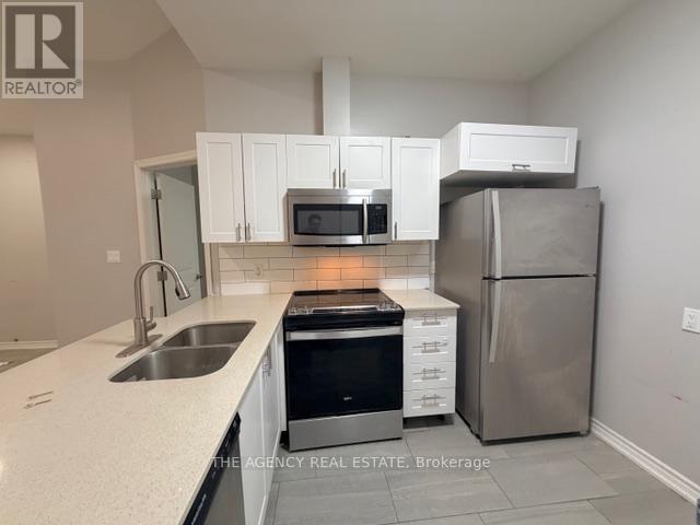 4 - 268 Talbot Street, St. Thomas, Ontario  N5P 1B4 - Photo 4 - X12983326