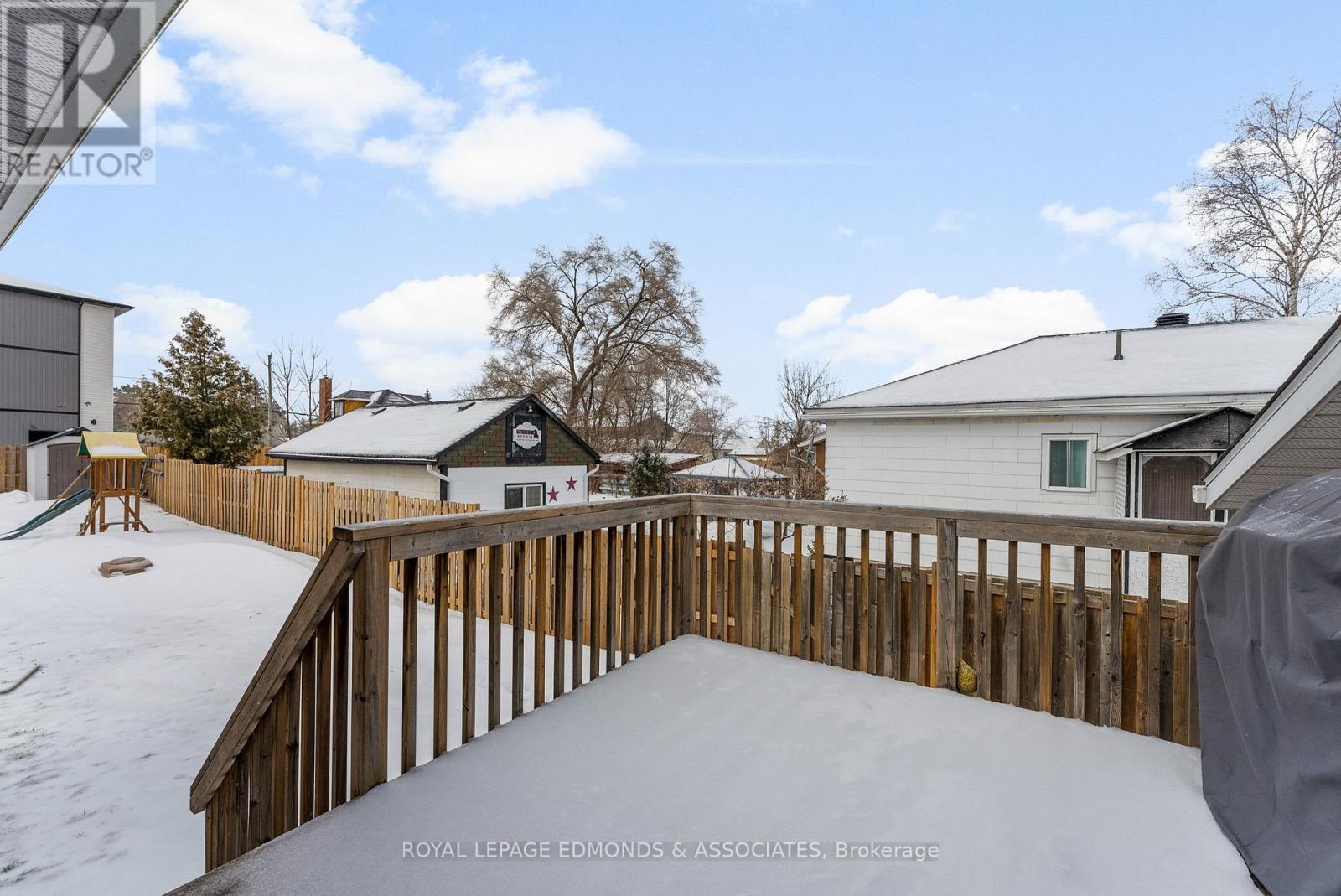 12 Wilbert Street, Petawawa, Ontario  K8H 2C6 - Photo 23 - X12983438