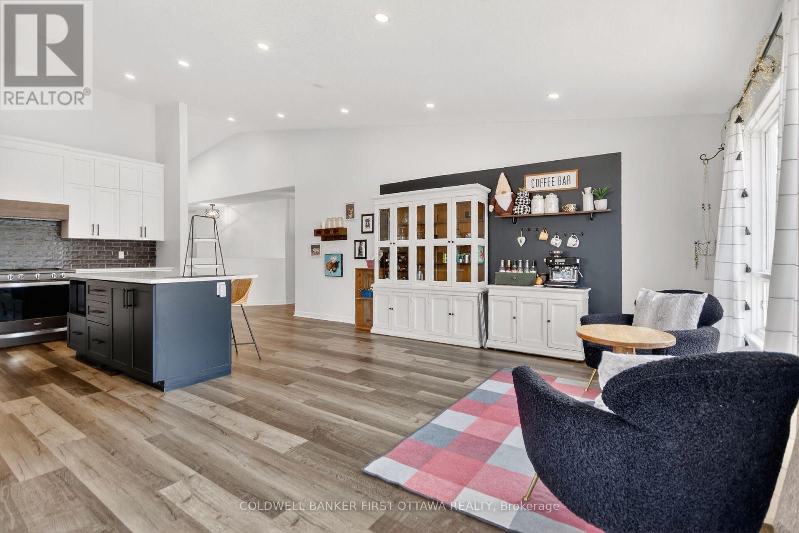 4 Mcdiarmid Lane N, Carleton Place, Ontario K7C 4S1 - Photo 14 - X12983360