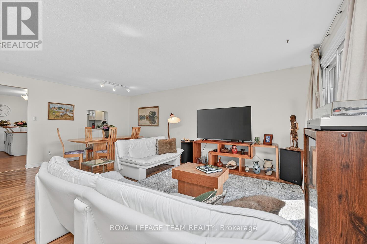 2521 Flannery Drive, Ottawa, Ontario  K1V 9R5 - Photo 10 - X12983400