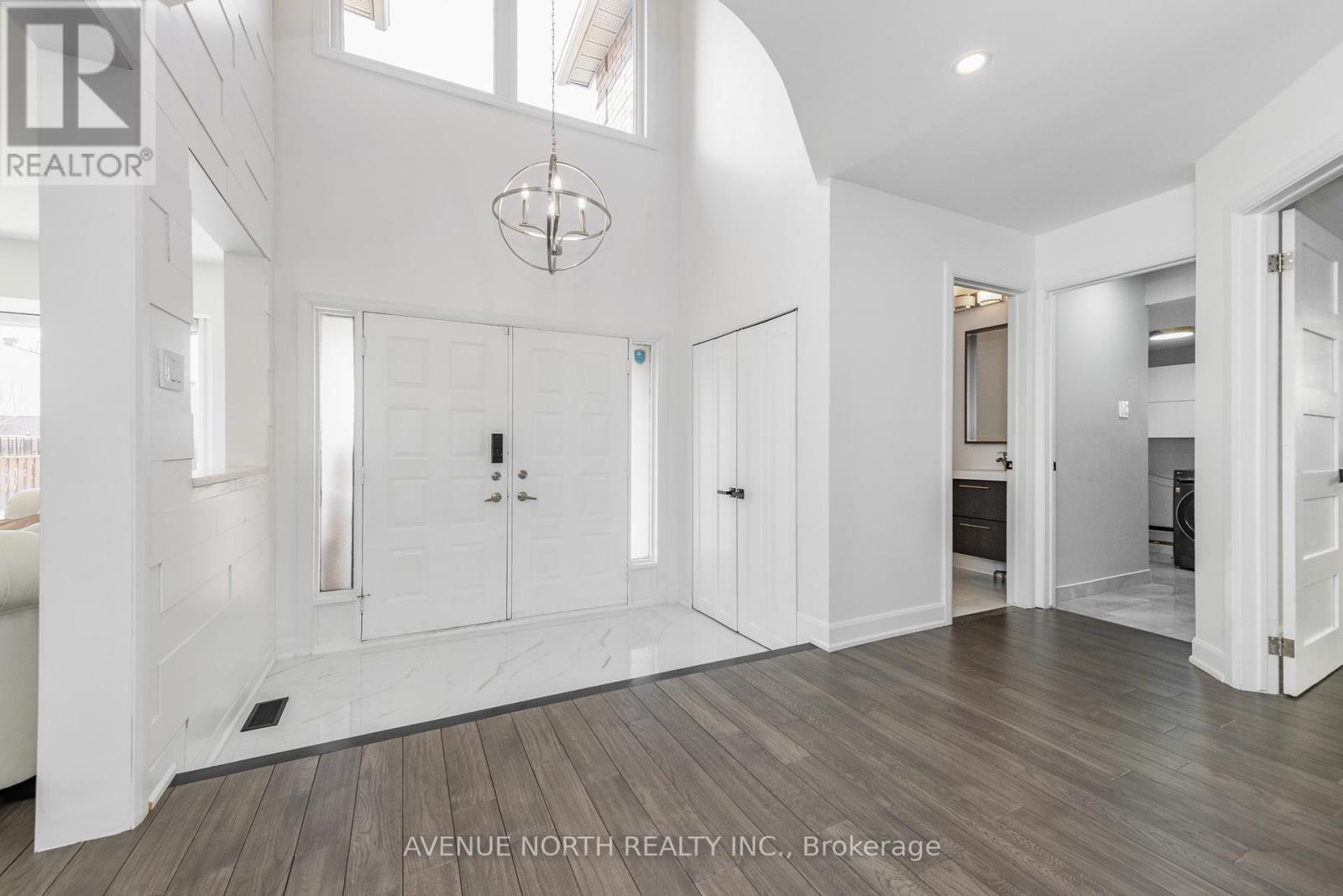 3 Esson Street, Ottawa, Ontario  K1G 4R8 - Photo 3 - X12983478