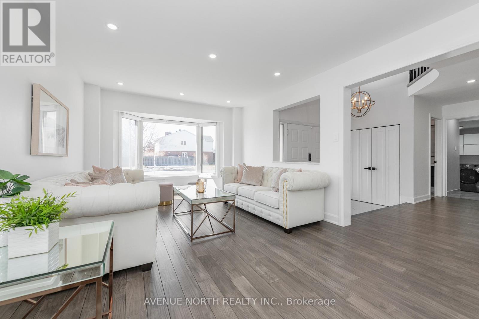 3 Esson Street, Ottawa, Ontario  K1G 4R8 - Photo 4 - X12983478