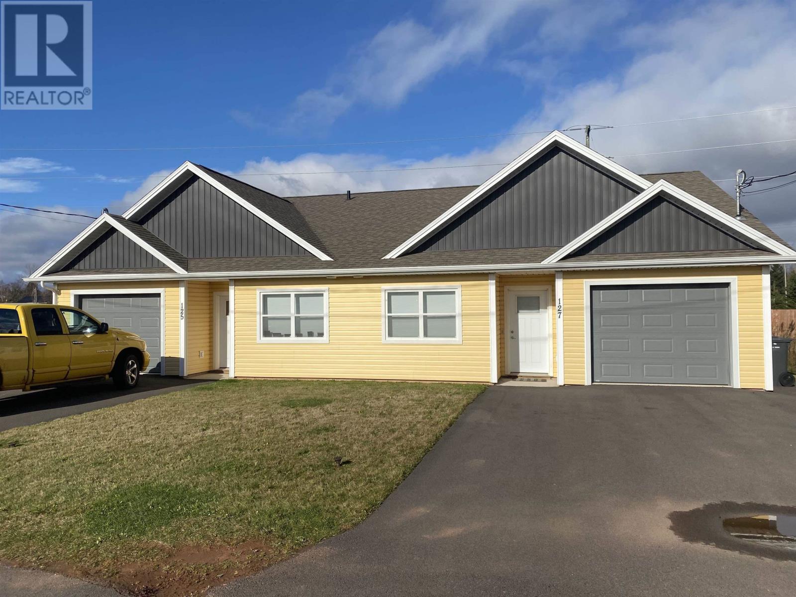 127 Oak Drive, Charlottetown, Prince Edward Island  C1A 7Y8 - Photo 4 - 202607027