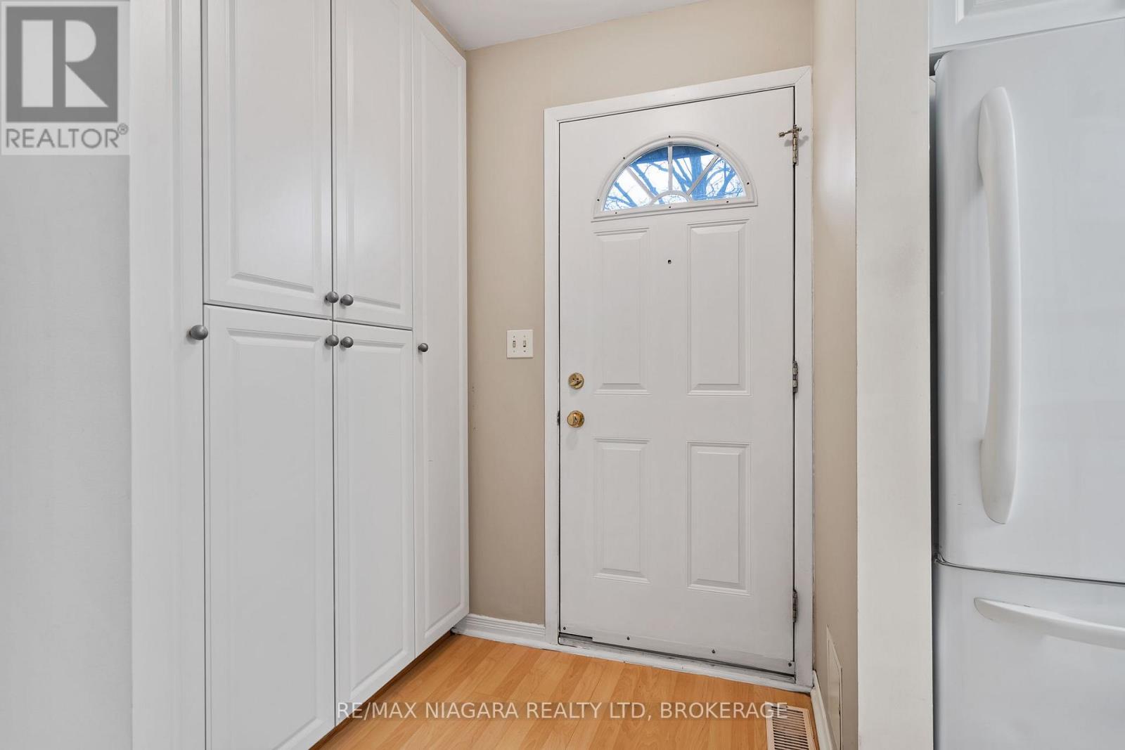 48 - 302 Vine Street, St. Catharines, Ontario  L2M 7M6 - Photo 3 - X12983410