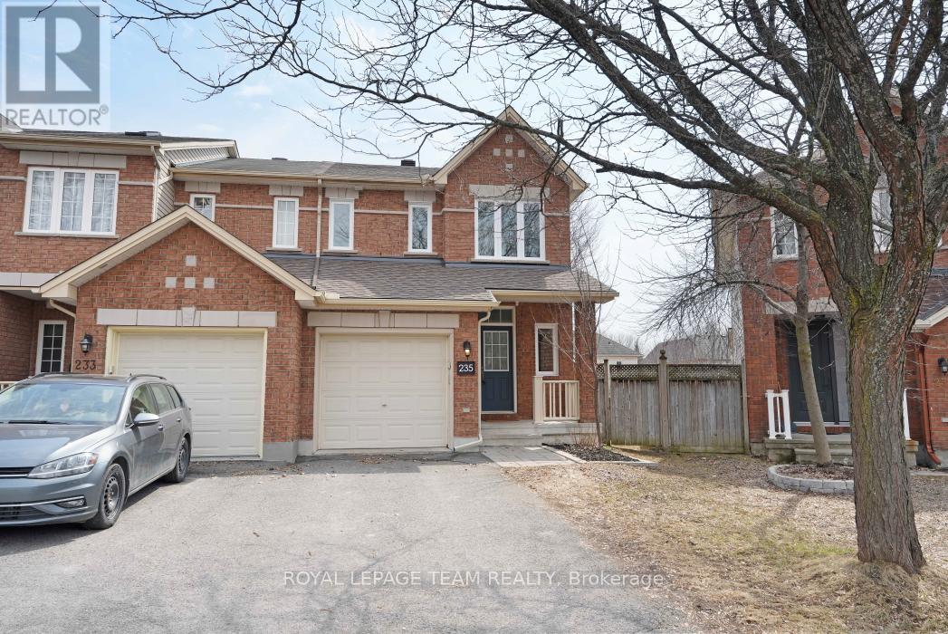 235 SADDLESMITH CIRCLE, Ottawa, Ontario