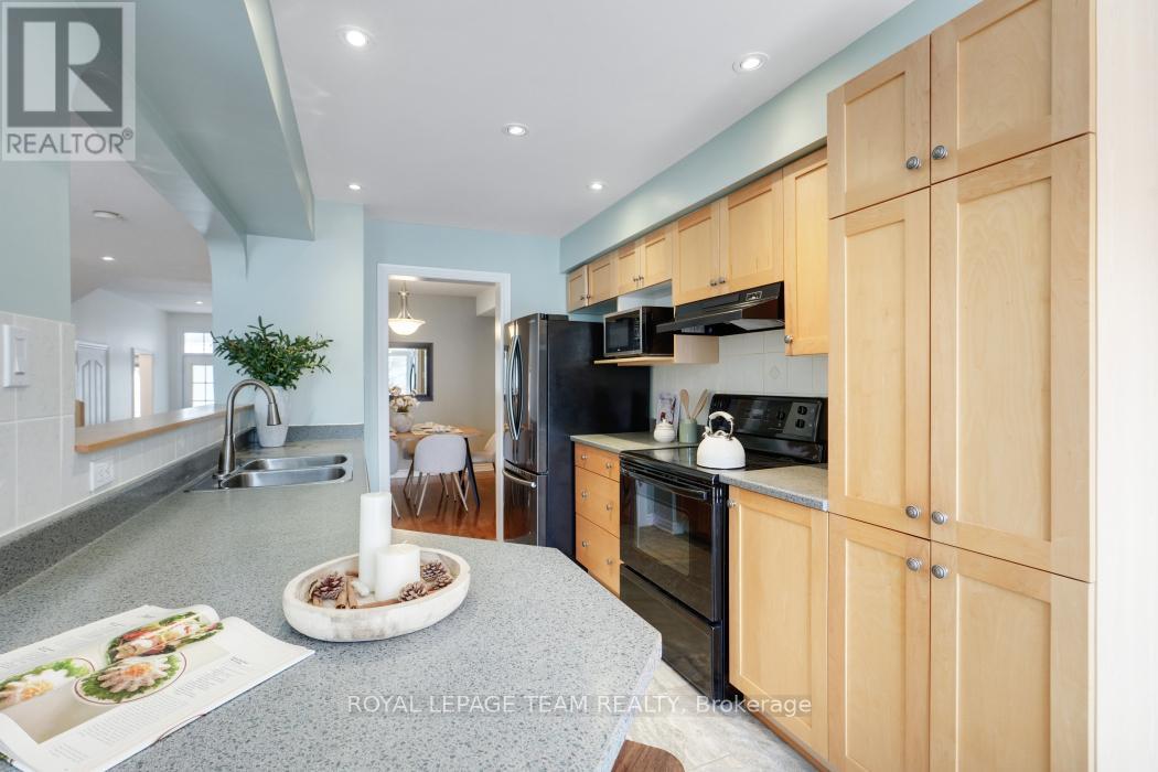 235 Saddlesmith Circle, Ottawa, Ontario  K2M 2Z1 - Photo 17 - X12981298