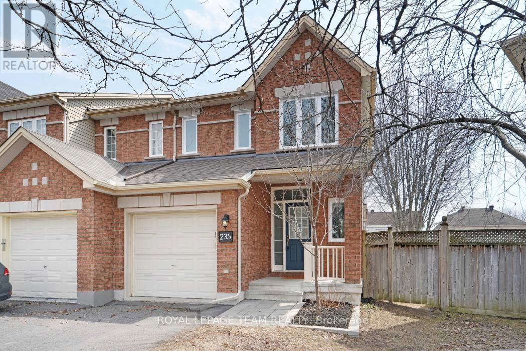 235 Saddlesmith Circle, Ottawa, Ontario  K2M 2Z1 - Photo 3 - X12981298
