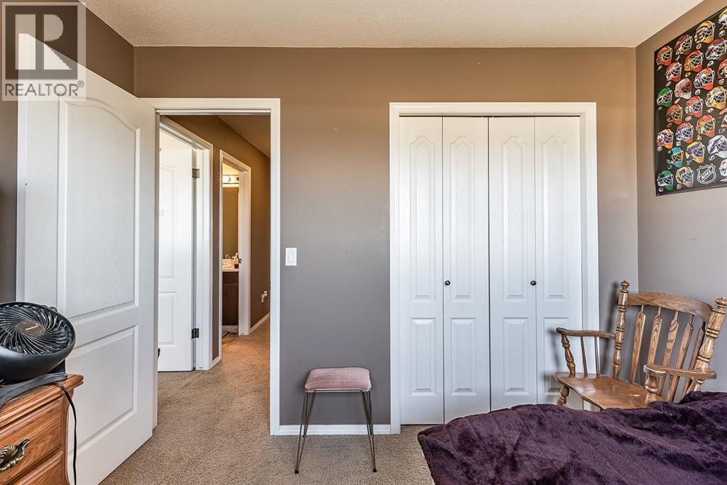 38 Brentwood Lane Sw, Medicine Hat, Alberta  T1B 0B4 - Photo 26 - A2289399