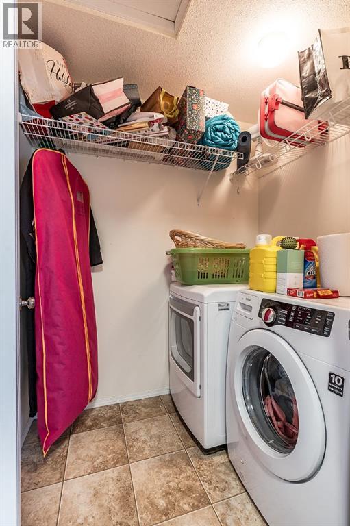 38 Brentwood Lane Sw, Medicine Hat, Alberta  T1B 0B4 - Photo 23 - A2289399