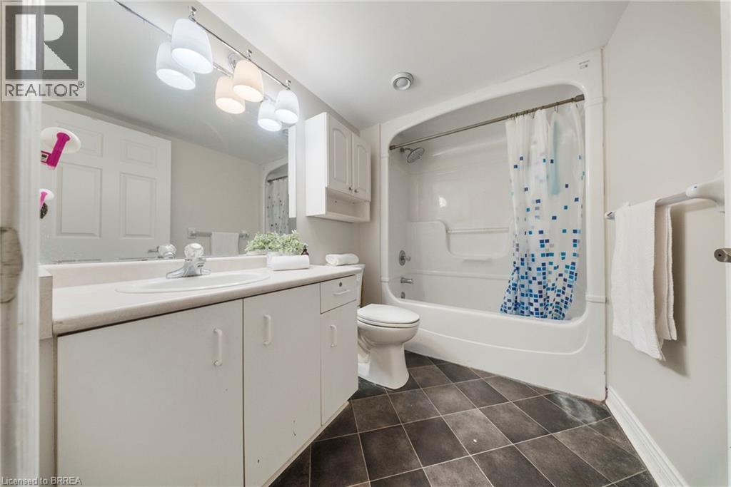 2010 Cleaver Avenue Unit# 207, Burlington, Ontario  L7M 4C1 - Photo 12 - 40803088