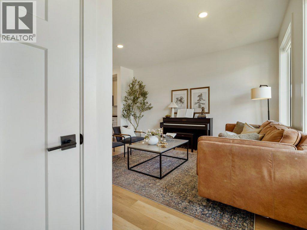 4363 Fairmont Gate S, Lethbridge, Alberta  T1K 8J3 - Photo 3 - A2300301