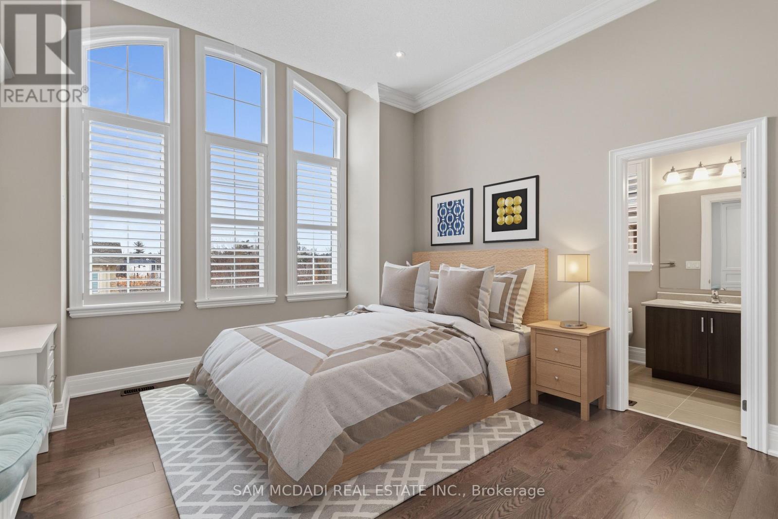 92 Heintzman Crescent, Vaughan, Ontario  L6A 4T1 - Photo 38 - N12964994