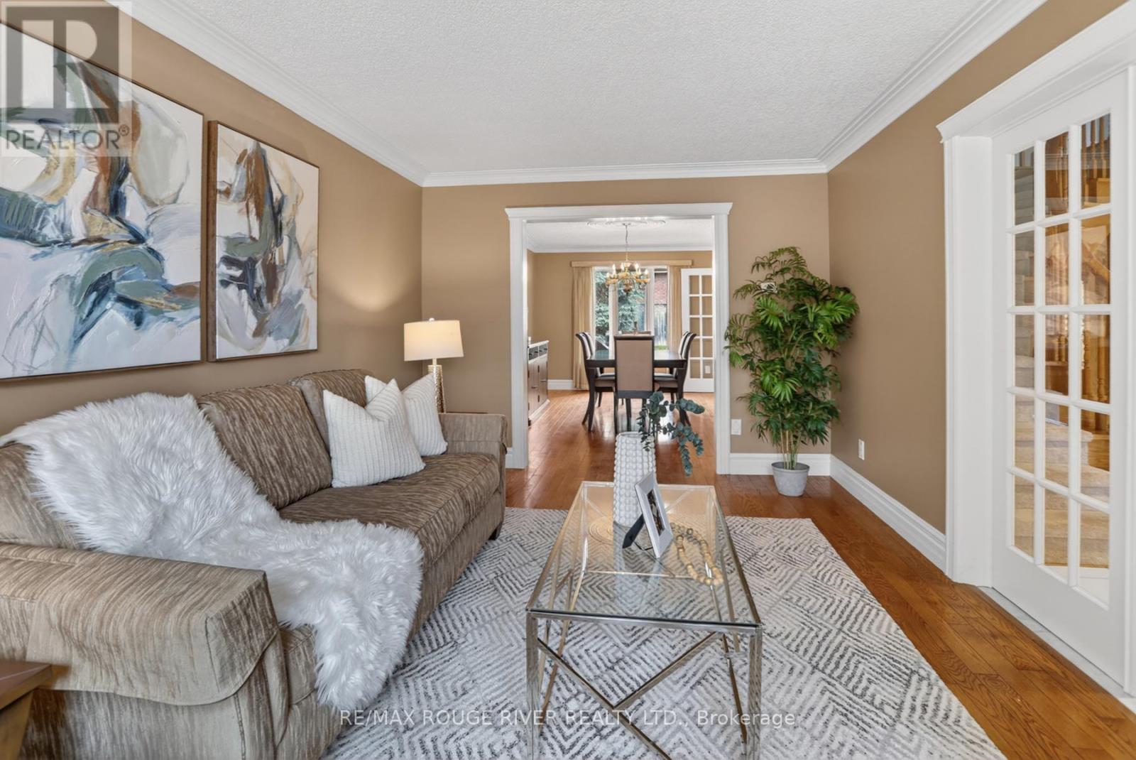 60 Emmett Place, Whitby, Ontario  L1R 2B4 - Photo 7 - E12974824