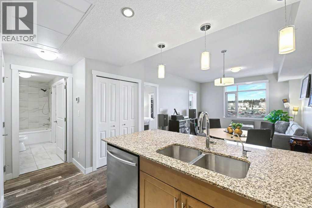 807, 32 Varsity Estates Circle Nw, Calgary, Alberta  T3A 2Y1 - Photo 5 - A2277766