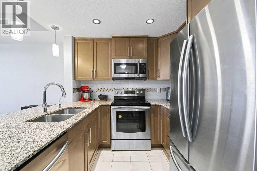 807, 32 Varsity Estates Circle Nw, Calgary, Alberta  T3A 2Y1 - Photo 4 - A2277766