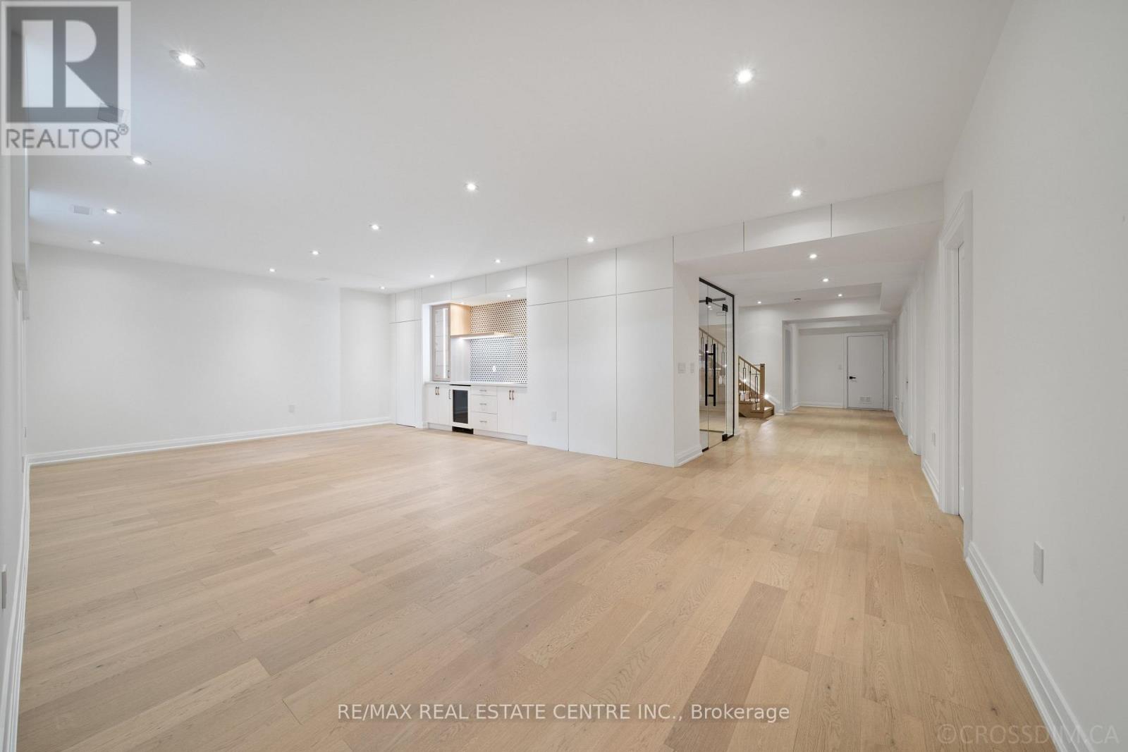 1065 Rebecca Street, Oakville, Ontario  L6L 1Y6 - Photo 34 - W12982352