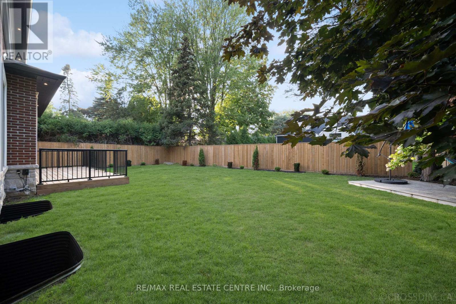 1065 Rebecca Street, Oakville, Ontario  L6L 1Y6 - Photo 47 - W12982352