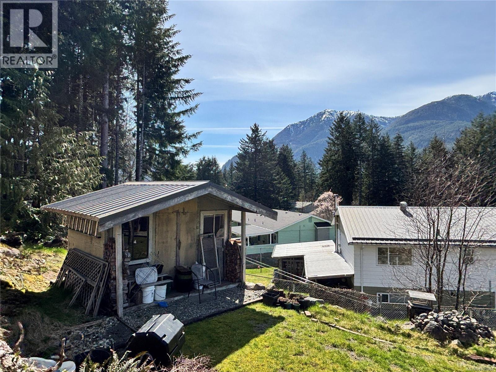 445 Chamiss Cres, Gold River, British Columbia V0P 1G0 - Photo 29 - 1031084