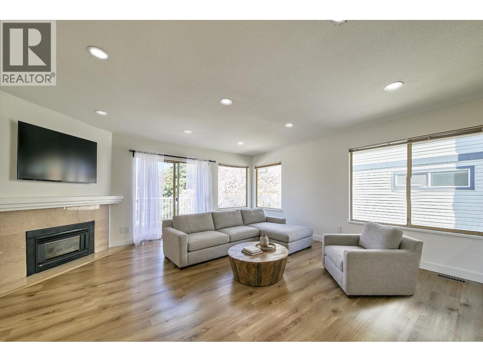 23015 124b Avenue, Maple Ridge, British Columbia  V2X 0X2 - Photo 12 - R3105829