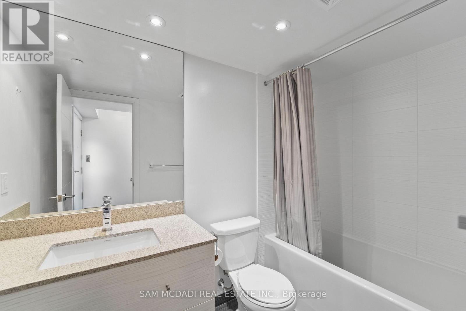 313 - 525 Adelaide Street W, Toronto, Ontario  M5V 0N7 - Photo 10 - C12983370